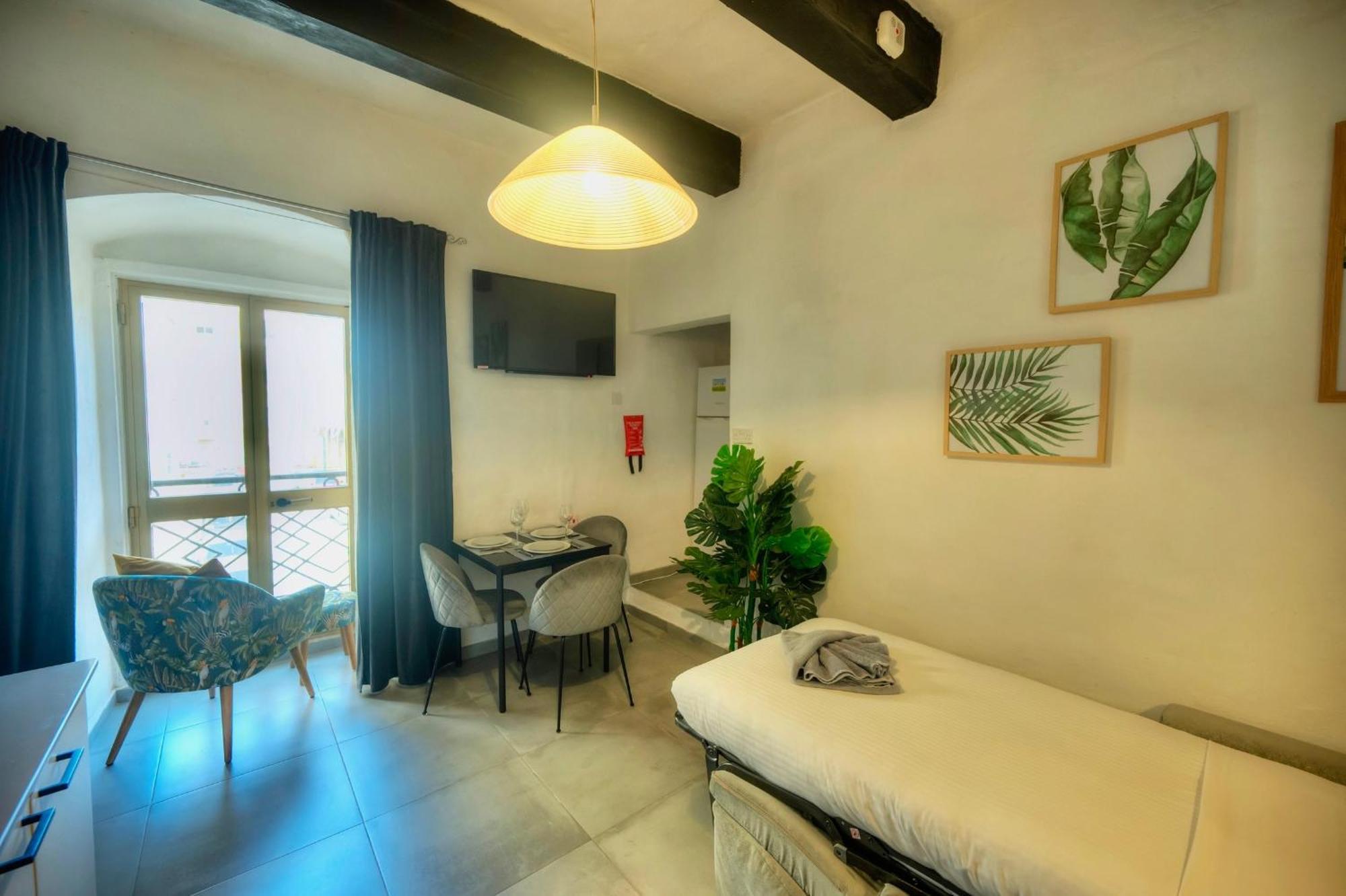 Cozy Flat. Swim Beach 2 Minutes Walk. The Old Valletta Mcri1-1 외부 사진